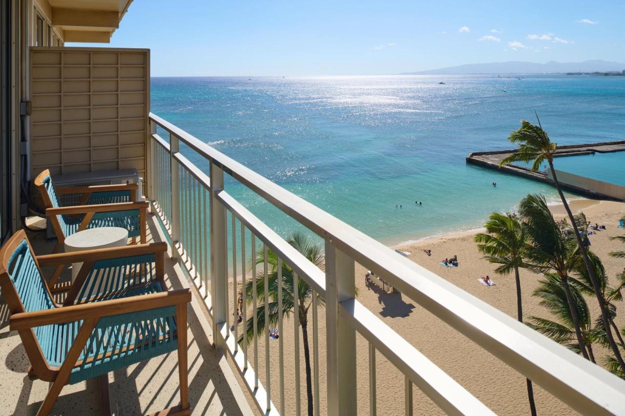 Kaimana Beach Hotel Honolulu Bagian luar foto
